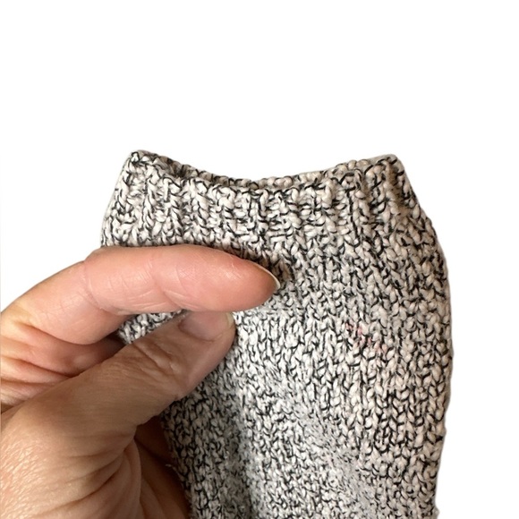 Nubbly knit white + black raglan sleeve open front cardigan two pockets - Picture 7 of 11